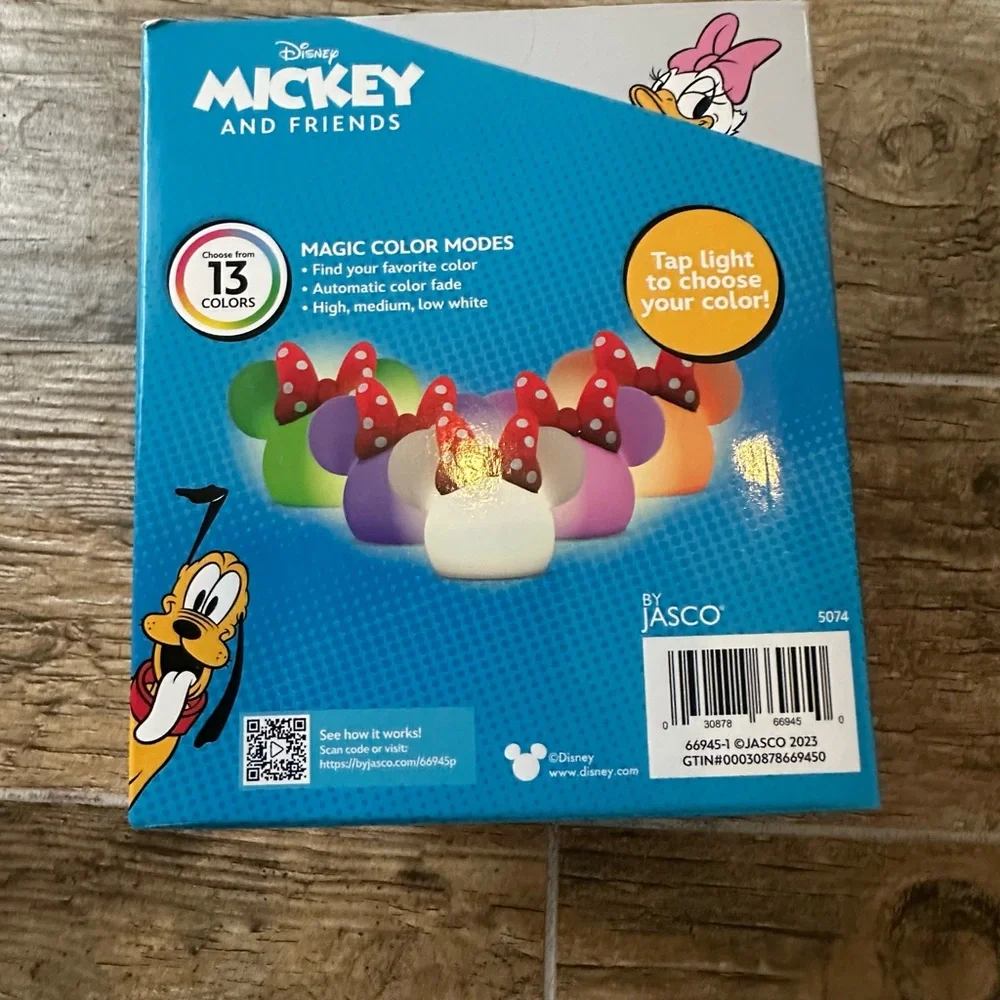 Disney Mickey and Friends Minnie Mouse Color-Changing Light